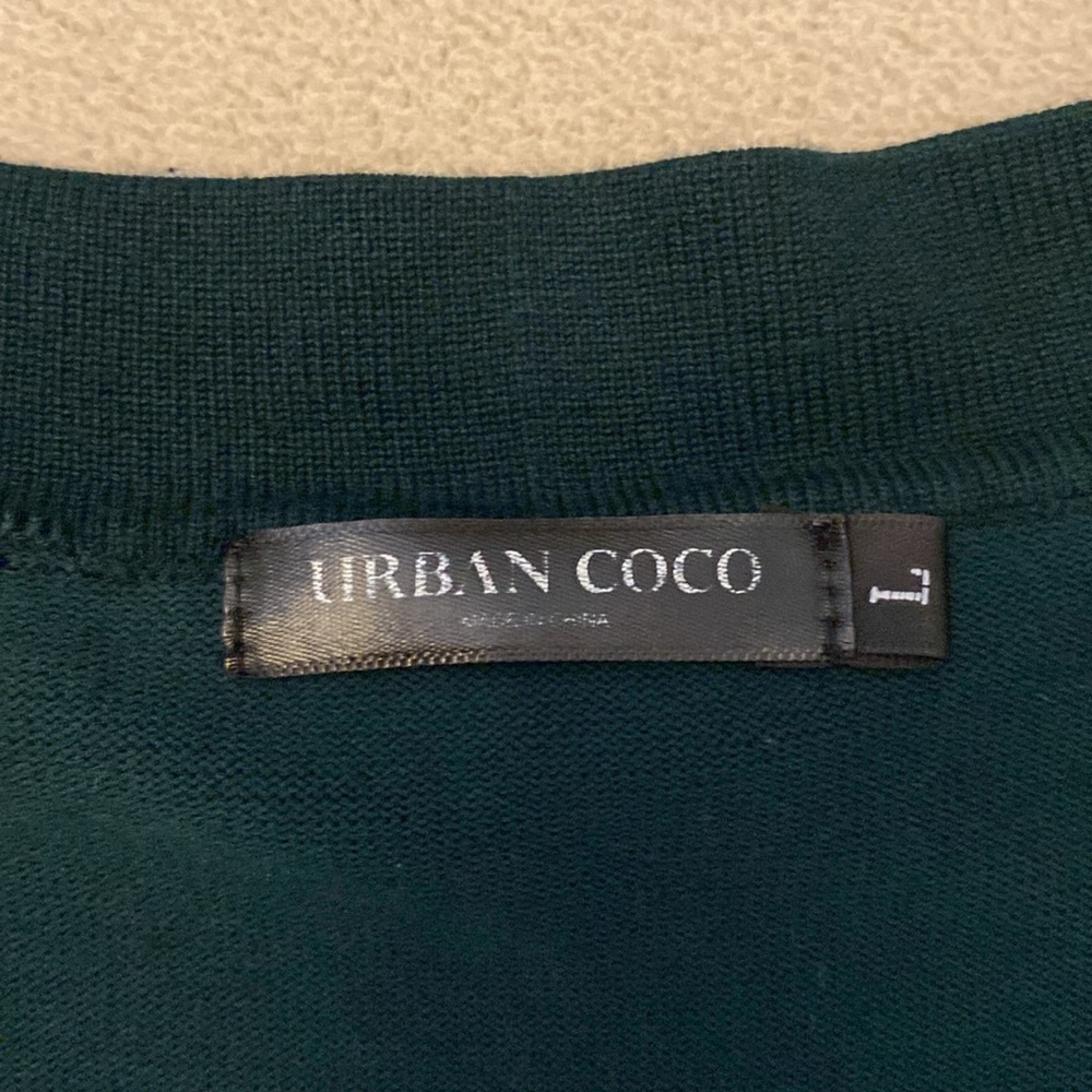 Cardigan - Picture 2 of 4
